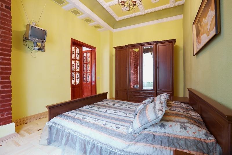 Apartments On Doroshenka 19 Лвив Екстериор снимка