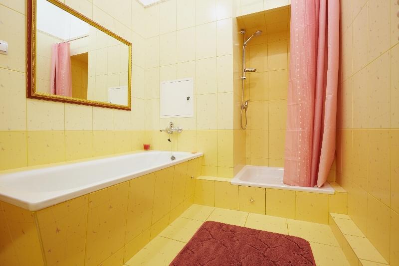 Apartments On Doroshenka 19 Лвив Екстериор снимка