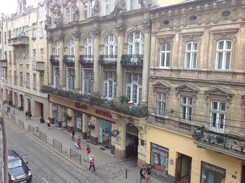 Apartments On Doroshenka 19 Лвив Екстериор снимка